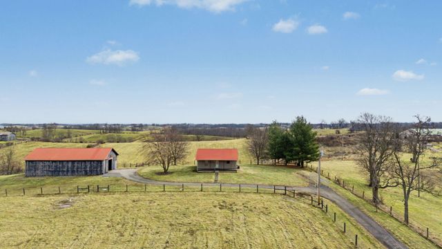 761 College Road, Paris, KY 40361