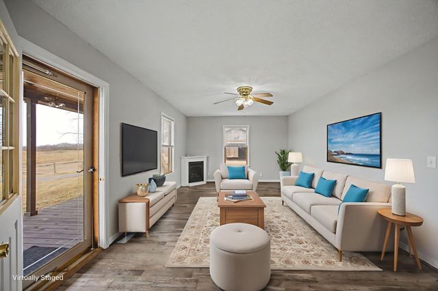 761 College Road, Paris, KY 40361