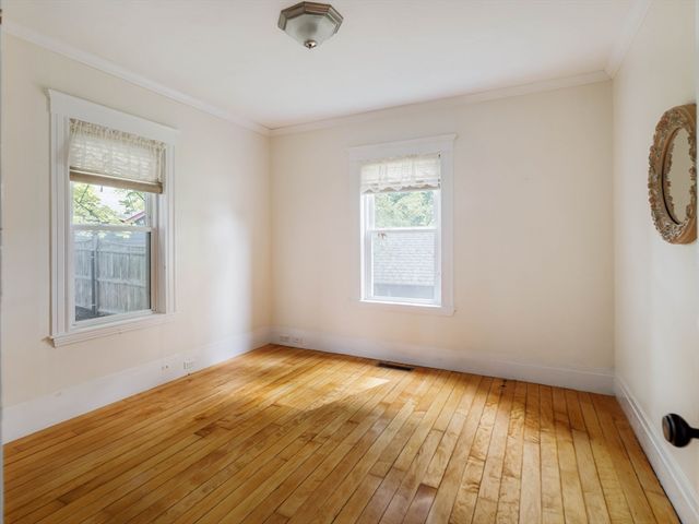 2 Peabody 2, Stoneham, MA 02180