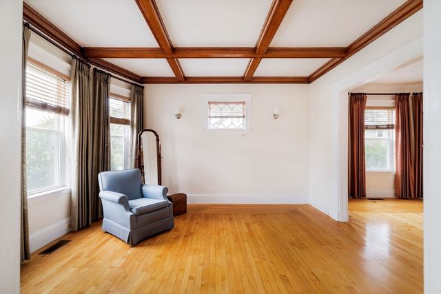 2 Peabody 2, Stoneham, MA 02180