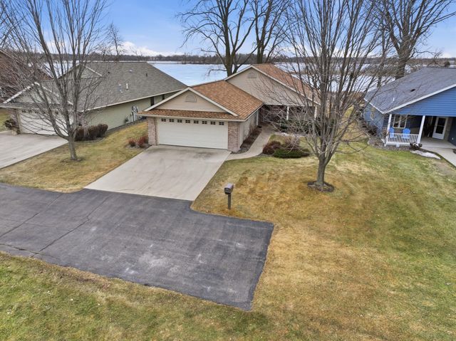 321 15th Avenue NW, Willmar, MN 56201