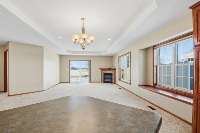 321 15th Avenue NW, Willmar, MN 56201