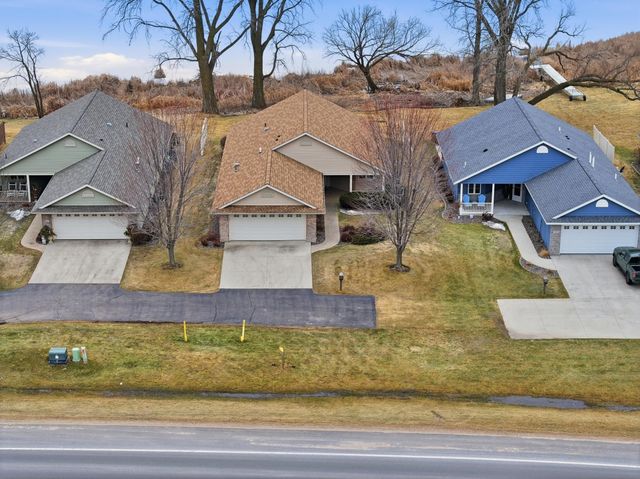 321 15th Avenue NW, Willmar, MN 56201