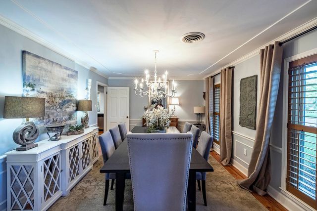 305 Oak Alley Dr, Houma, LA 70360