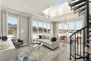 100 Garvies Point Road 1348, Glen Cove, NY 11542