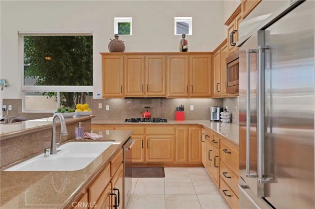 81125 Golf View Drive, La Quinta, CA 92253