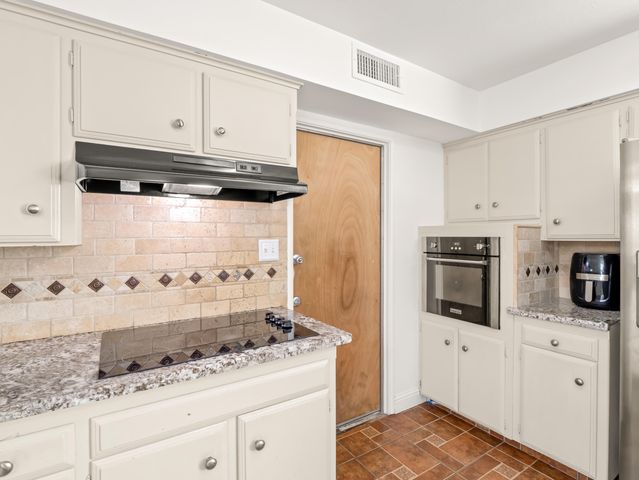 4535 N Laureen Avenue, Fresno, CA 93726