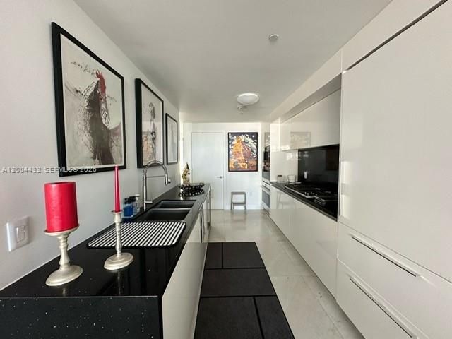 1 Collins Avenue 602, Miami Beach, FL 33139