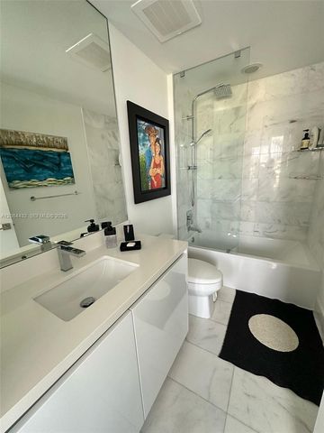 1 Collins Avenue 602, Miami Beach, FL 33139