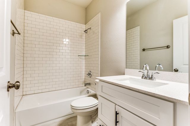 4712 Ladrillo Lane, Mckinney, TX 75070