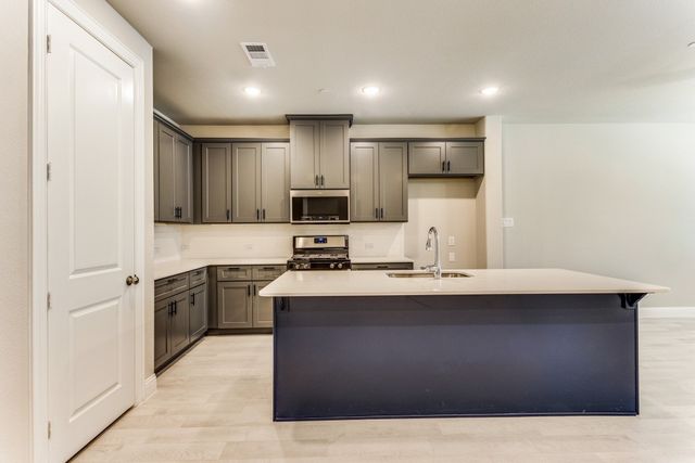 4712 Ladrillo Lane, Mckinney, TX 75070