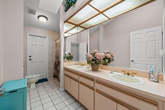 2501 E DIANA STREET, Tampa, FL 33610