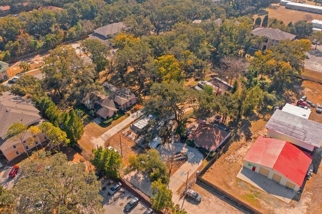 2501 E DIANA STREET, Tampa, FL 33610