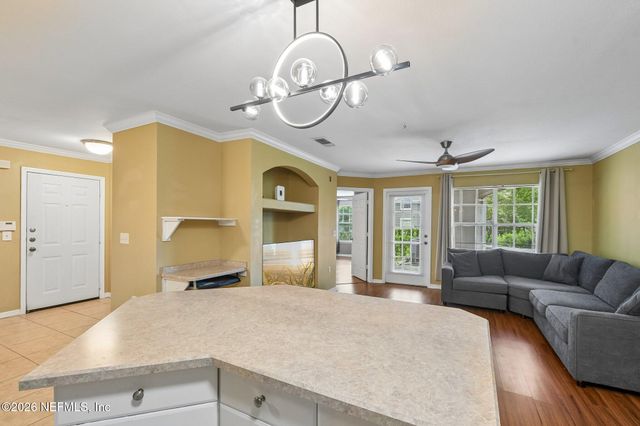 3591 KERNAN Boulevard S 208, Jacksonville, FL 32224