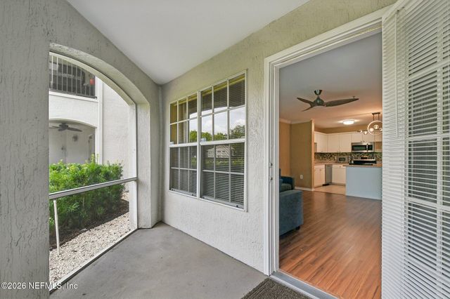 3591 KERNAN Boulevard S 208, Jacksonville, FL 32224