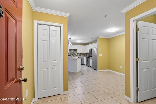 3591 KERNAN Boulevard S 208, Jacksonville, FL 32224