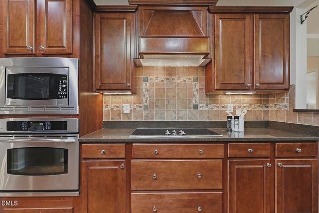 1206 Ventnor Place, Cary, NC 27519
