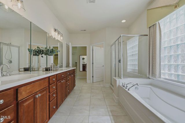 1206 Ventnor Place, Cary, NC 27519