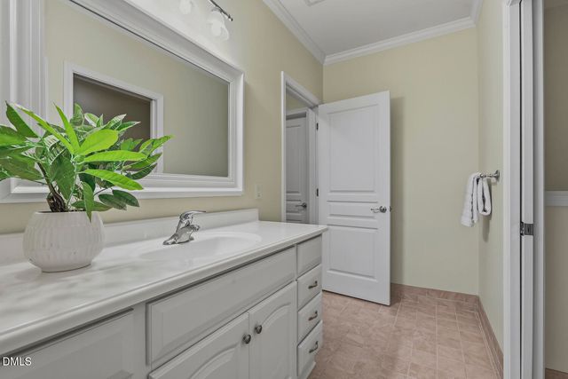 1206 Ventnor Place, Cary, NC 27519