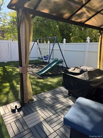 11614 207th Street, Cambria Heights, NY 11411