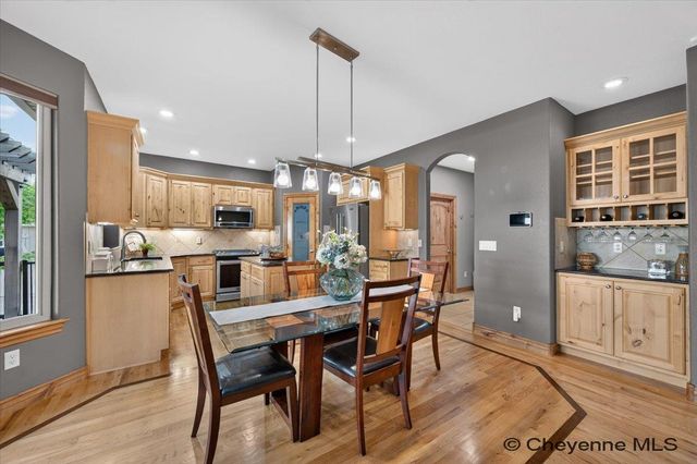 7512 ROBIN DR, Cheyenne, WY 82009