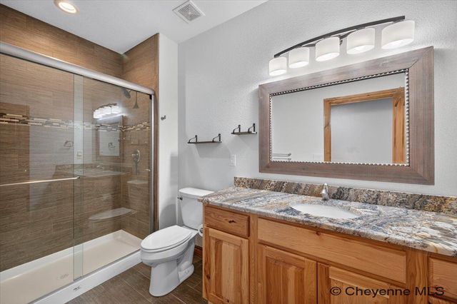 7512 ROBIN DR, Cheyenne, WY 82009