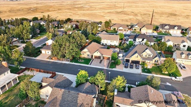 7512 ROBIN DR, Cheyenne, WY 82009
