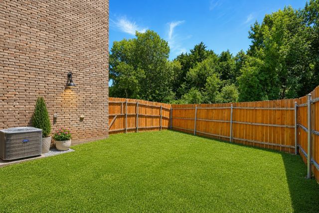 1970 Timber Oaks Drive, Garland, TX 75040