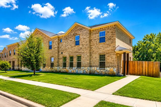 1970 Timber Oaks Drive, Garland, TX 75040