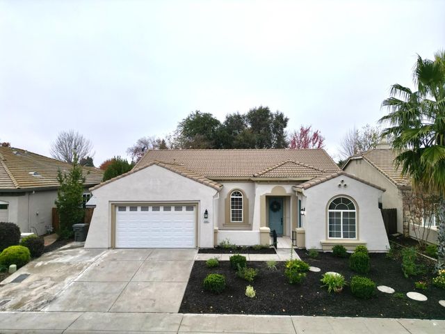 8065 Bauser Ave, Roseville, CA 95747
