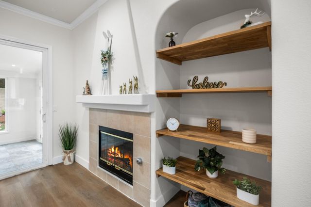 8065 Bauser Ave, Roseville, CA 95747