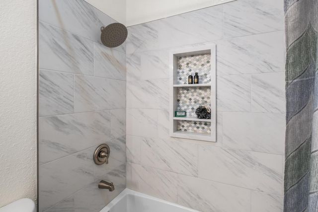 8065 Bauser Ave, Roseville, CA 95747