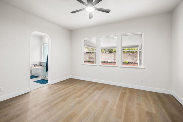 8065 Bauser Ave, Roseville, CA 95747