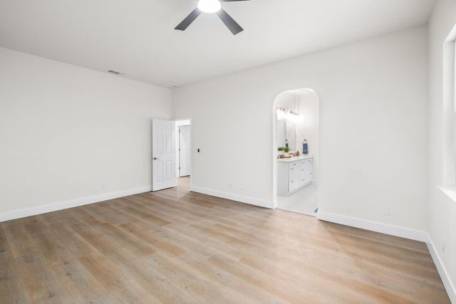 8065 Bauser Ave, Roseville, CA 95747