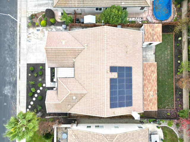 8065 Bauser Ave, Roseville, CA 95747