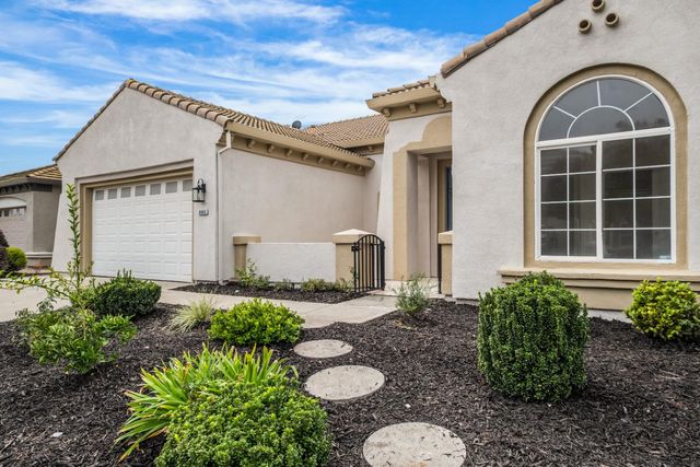 8065 Bauser Ave, Roseville, CA 95747