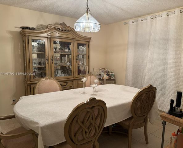 615 Abbey Court, Other City - In The State Of Florida, FL 32073