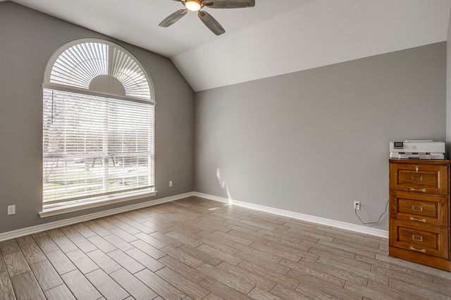 2300 Walter Smith Road, Azle, TX 76020