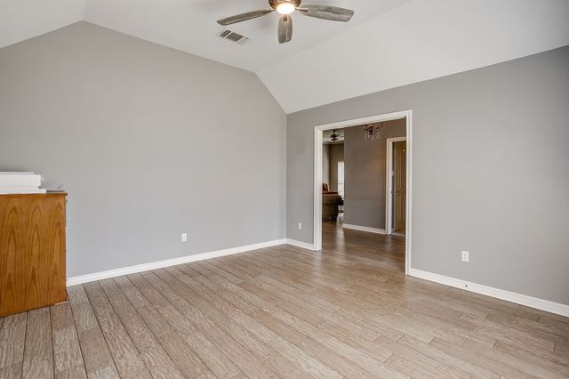 2300 Walter Smith Road, Azle, TX 76020