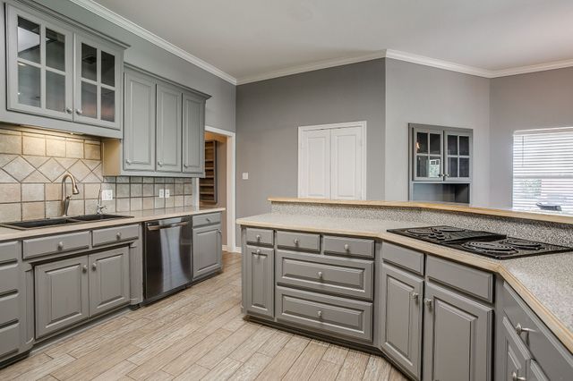 2300 Walter Smith Road, Azle, TX 76020