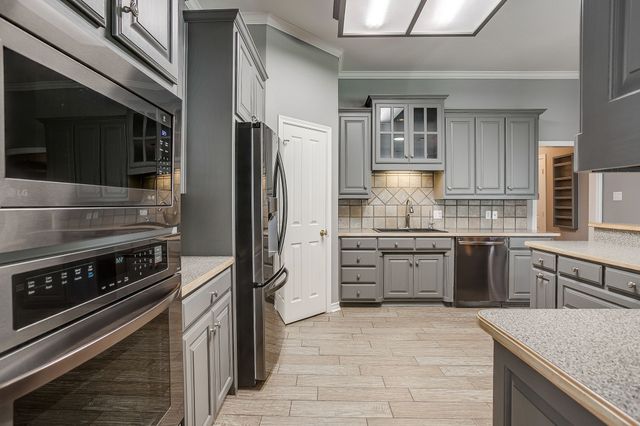 2300 Walter Smith Road, Azle, TX 76020