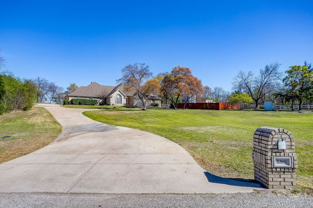 2300 Walter Smith Road, Azle, TX 76020