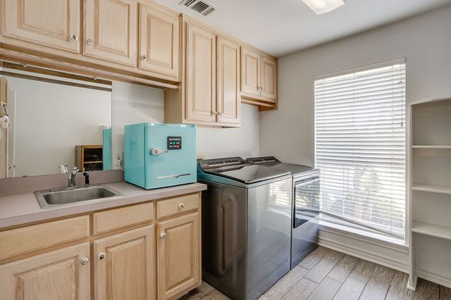 2300 Walter Smith Road, Azle, TX 76020