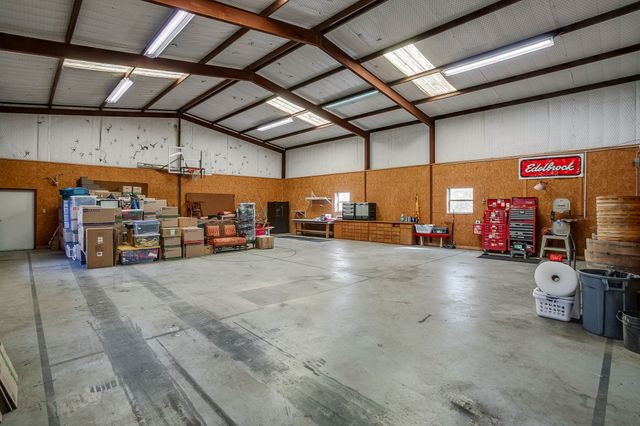 2300 Walter Smith Road, Azle, TX 76020