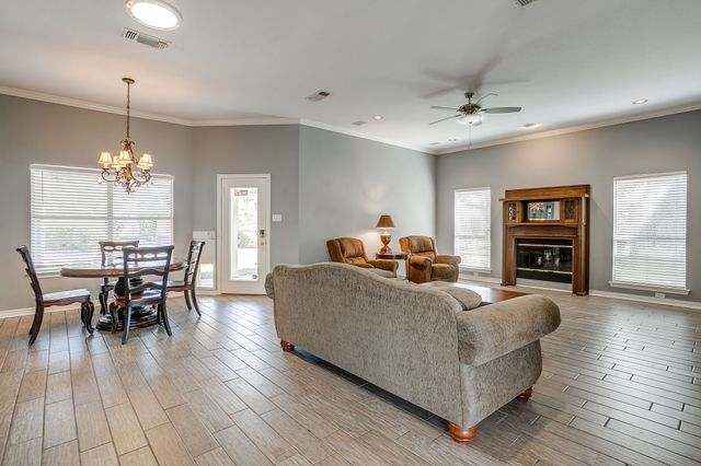 2300 Walter Smith Road, Azle, TX 76020