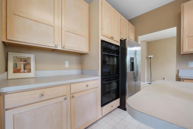 31216 Kingswood Boulevard, Novi, MI 48377