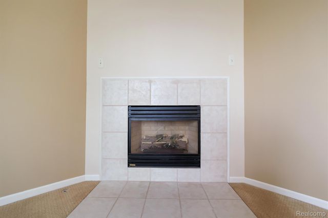 31216 Kingswood Boulevard, Novi, MI 48377