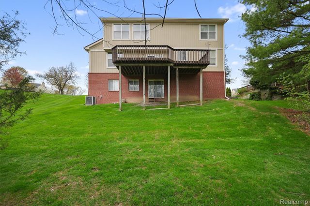 31216 Kingswood Boulevard, Novi, MI 48377