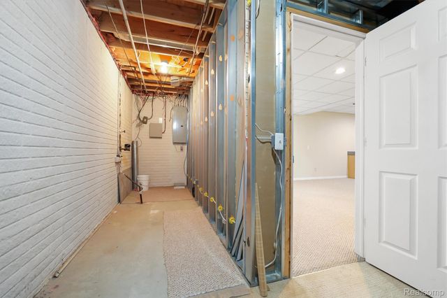 31216 Kingswood Boulevard, Novi, MI 48377