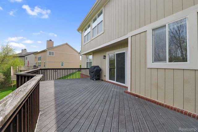 31216 Kingswood Boulevard, Novi, MI 48377